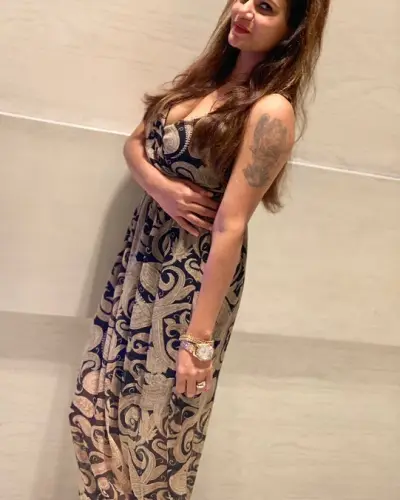 Bagora Escort